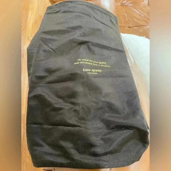 NWT Kate Spade James Algonquin Tote in raspberry - Picture 6 of 7